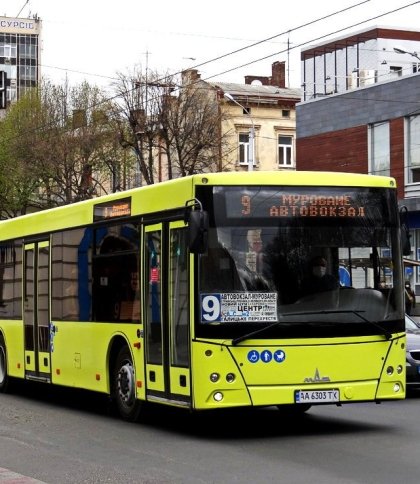 Загубили речі в автобусі: львівські перевізники розповіли, як повернути втрачене