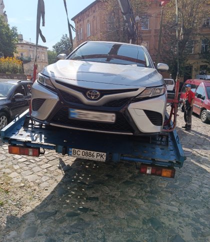 За тиждень за неправильне паркування у Львові виписано майже 3 500 штрафів