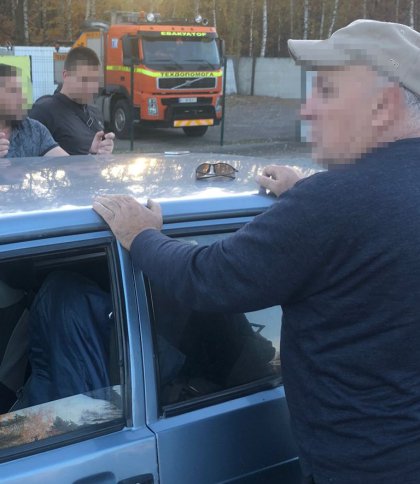 На Львівщині двоє бандитів викрали з автомобіля сумку з грошима і втекли в Бориспіль