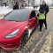 У Львові інспектори виявили нелегального перевізника на Tesla
