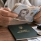 Суд у Львові: Пенсійний фонд має зарахувати жінці стаж у Росії