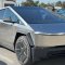 Водія Tesla Cybertruck у Львові оштрафували за невиконання рішень суду та зберігання кокаїну