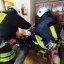 На Львівщині врятували чоловіка, який застряг головою між стіною та пічкою