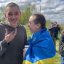 Із полону повернулося подружжя, яке побралося на «Азовсталі» (відео)