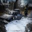 На Львівщині посеред дороги вщент згорів автомобіль Mazda