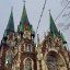 У львівському храмі проведуть екскурсію за донат для відновлення вітражів
