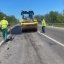 Дорожники ремонтують дорожнє покриття на напрямку Зимна Вода – Холодновідка