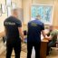 Адвокат та двоє буковинців завозили через Львівщину автомобілі під виглядом гуманітарної допомоги