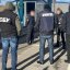 Інспектора Львівської митниці затримали під час отримання хабаря