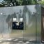 У Львові закрили справу проти чоловіка, якого звинуватили у хуліганстві через туалет на проспекті Свободи