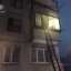 У Жовкві з охопленої вогнем квартири пожежники врятували чоловіка з 5-місячною дитиною