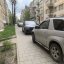 Львів’яни скаржаться, що тротуари на Чупринки повністю зайняті автомобілями