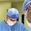 Хірурги оперують