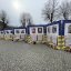 Мешканець Львівщини пʼяним помочився на банери з загиблими військовими: суд виніс вирок