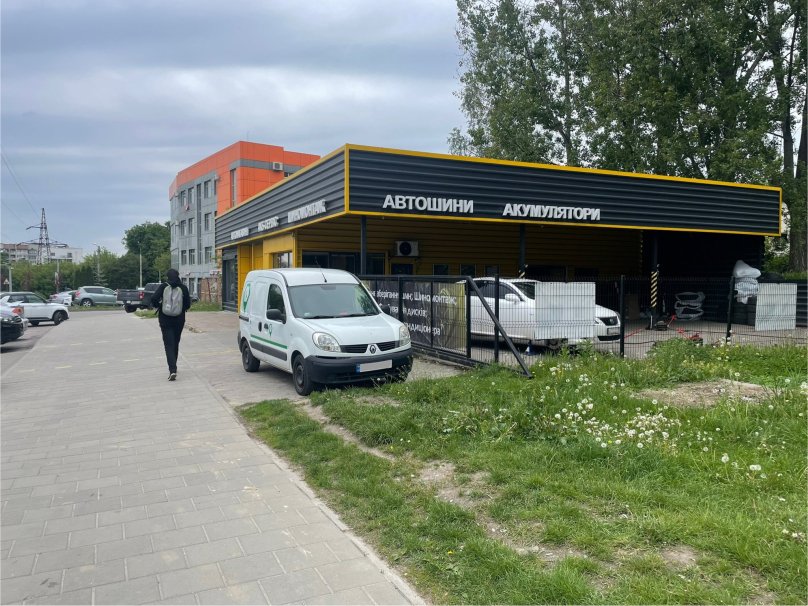 Власник добровільно демонтував споруду