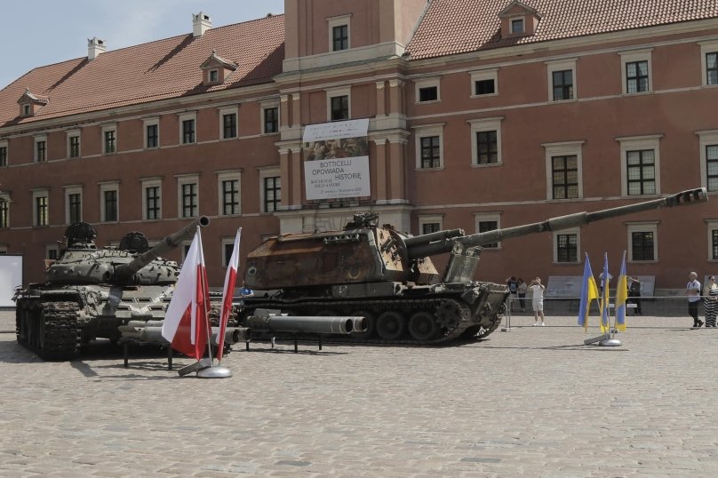 Російська техніка на виставці у Польщі. Фото: Міноборони