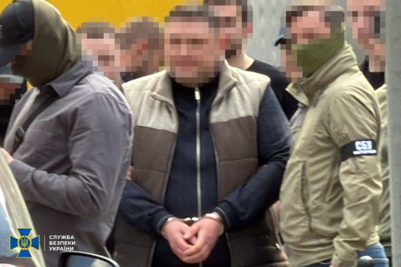 Керівнику самбірського КП Квасу другу підозру оголосили за фіктивне бронювання працівників – 01