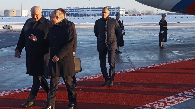 Вперше за 3 роки путін прибув до Білорусі: про що російський диктатор спілкувався з лукашенком – 01