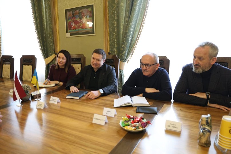 Міністр енергетики Латвії відвідав Львівщину для вивчення українського досвіду енергостійкості – 01