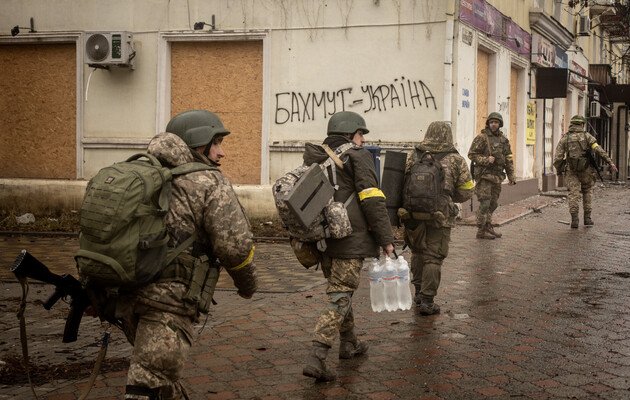Українські військові у Бахмуті. Фото з відкритих джерел
