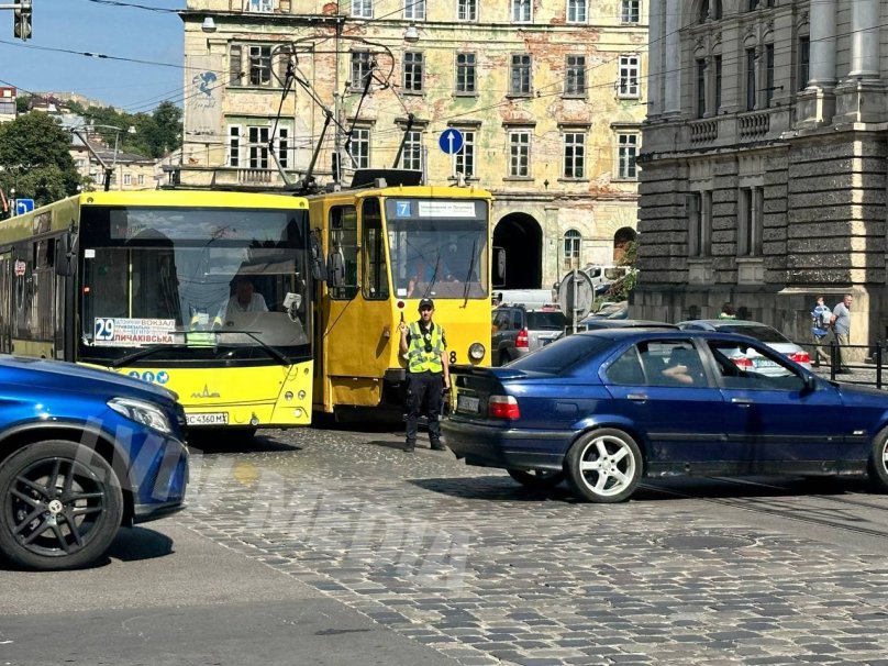 Фото з місця аварії