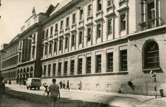 Головна пошта у 1963-1964 роках. Фото: Центр міської історії