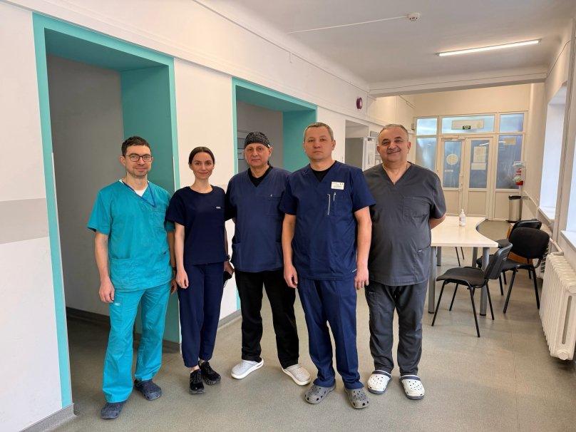 Команда лікарів, що провели операцію