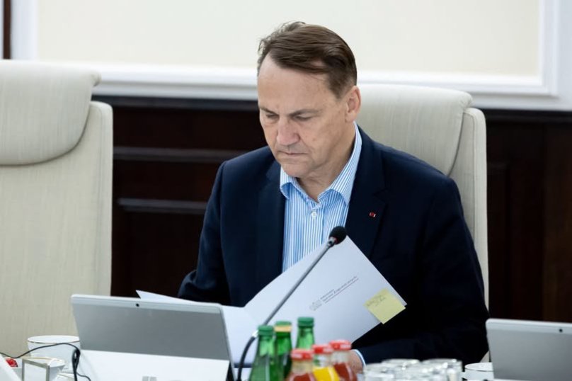 На фото Радослав Сікорський