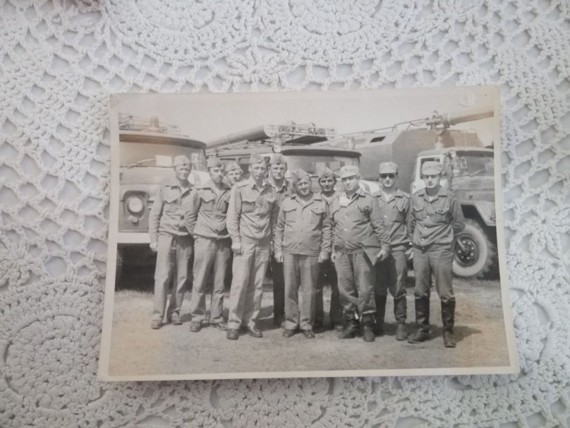 Група офіцерів, яка перебувала під керівництвом Василя Івановича (третій зліва) Фото: з особистого архіву