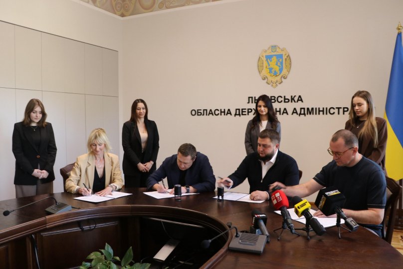Підписання меморандуму про створення нових центрів