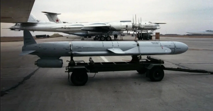 Росіяни вперше атакували Львів ракетами Х-101 із касетними боєприпасами – 08
