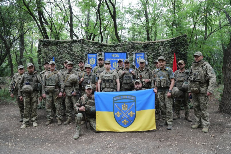 Солдат з Яворівщини отримав від Сирського відзнаку “За сумлінну службу” – 01