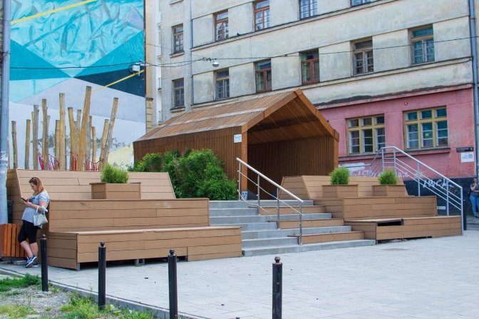 Ігровий простір на площі Святого Теодора. Фото: In Lviv