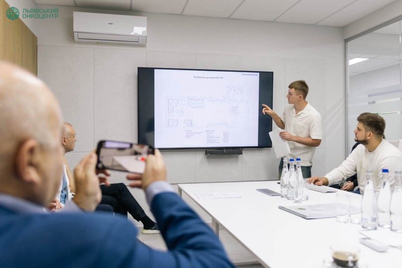 На території Львівського онкоцентру облаштують сад, тераси та фонтан – 01