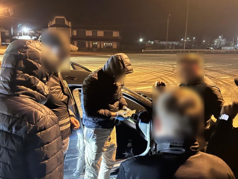 Фото із затримання підозрюваного
