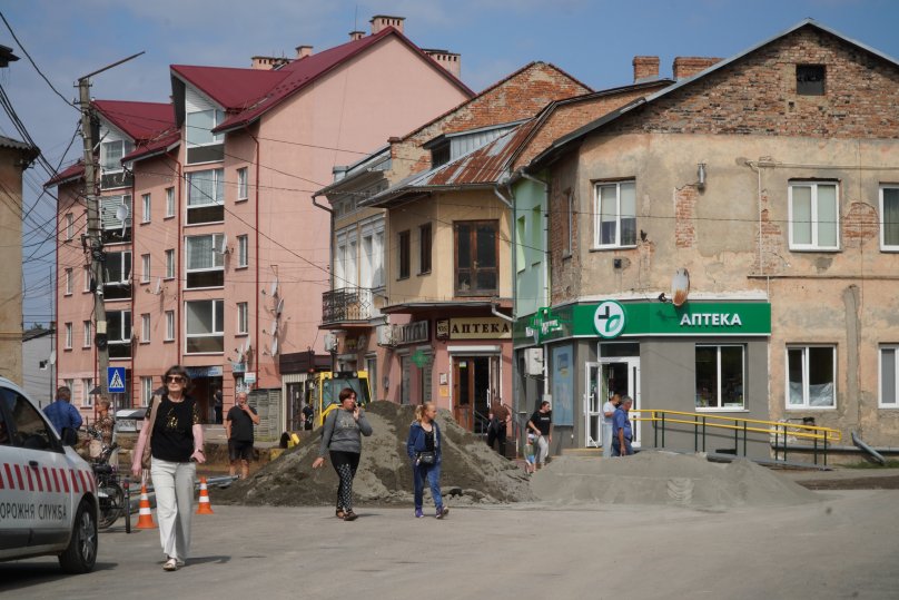 Фото ремонту ділянки дороги