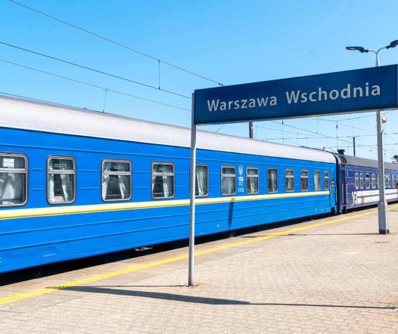 Українські вагони потяга у Польщі. Фото: «Укрзалізниця»