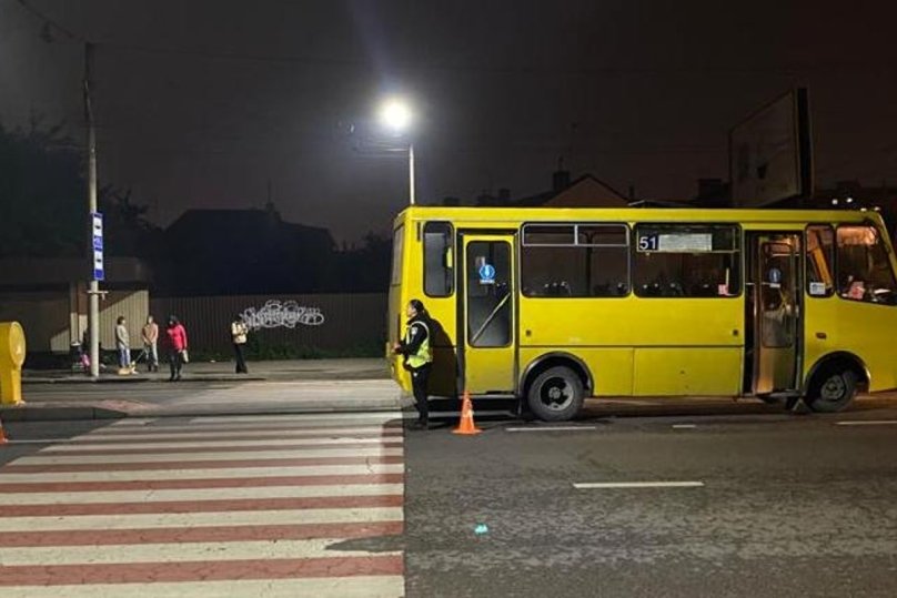 У Львові водій маршрутки, який збив літню жінку, відбувся умовним терміном – 01