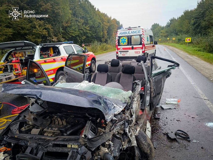 Водійка з Тернополя перебуває у комі через важку ДТП на Львівщині – 01