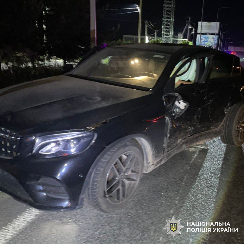Фото з місця ДТП (авто Микола Пущака — Mercedes-Benz)