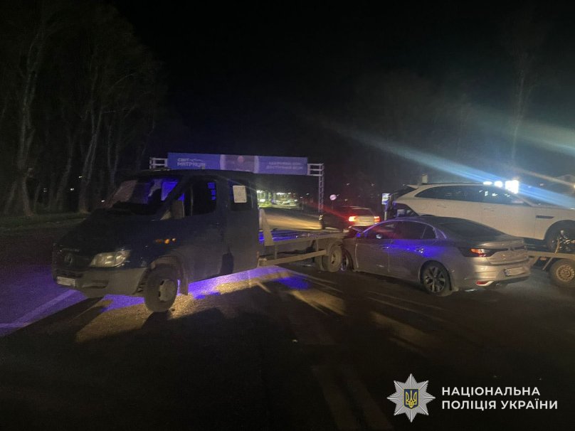 Біля Львова через ДТП з лаветою травмувалися двоє людей — серед них дитина – 01