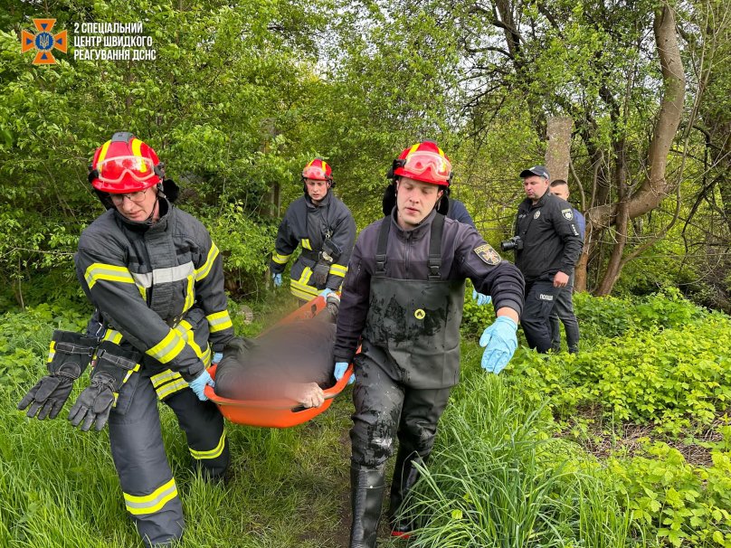 У Дрогобичі у річці знайшли тіло 59-річного чоловіка – 01