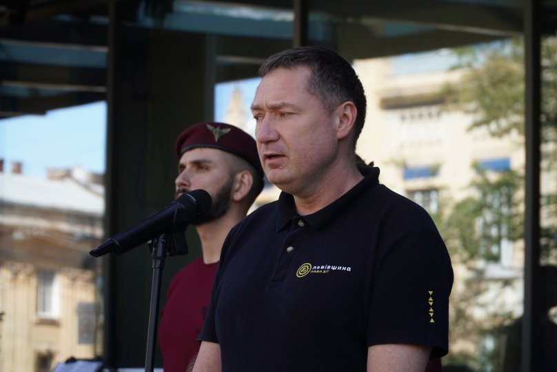 голова ЛОВА Максим Козицький під час відкриття інсталяції