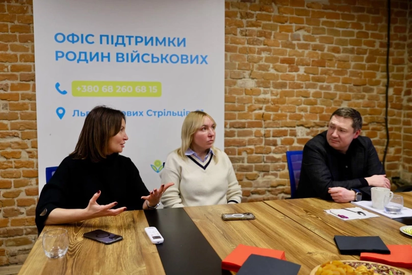 Майже 3000 звернень за рік: як працює безбар’єрний Офіс підтримки родин військових у Львові – 02