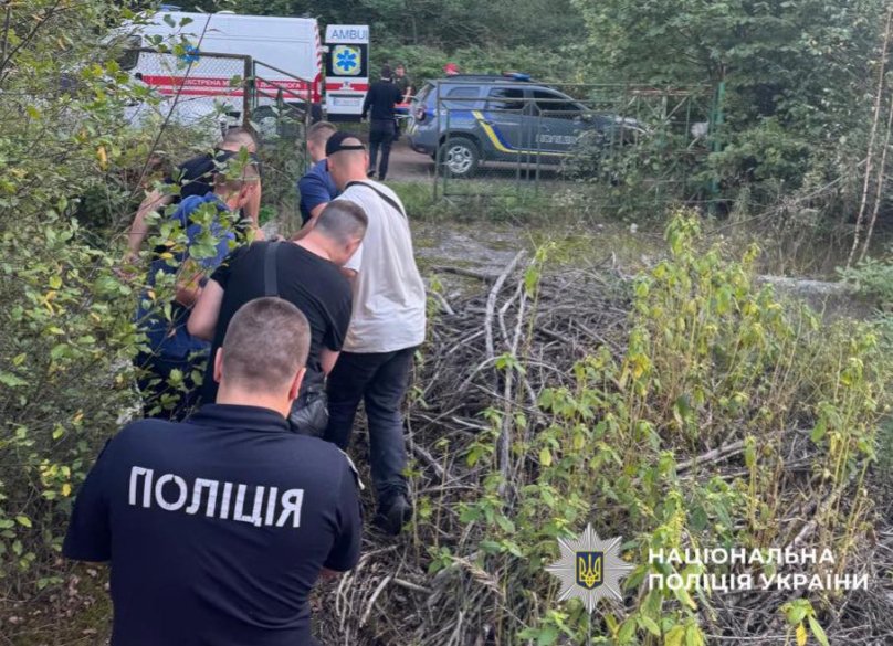Зниклого 16-річного хлопця з Солонки знайшли без свідомості у закинутій будівлі – 01