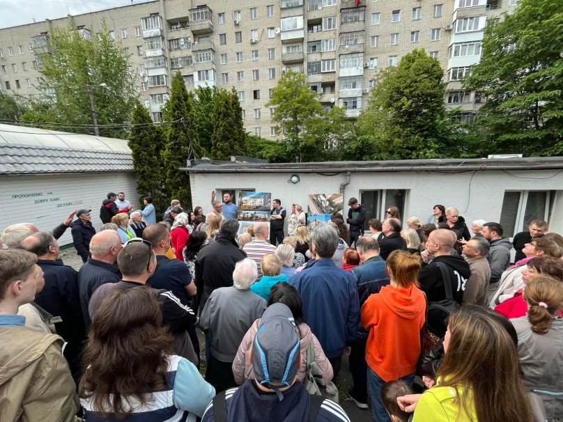 Громадське обговорення із мешканцями на вулиці Володимира Великого, 67а