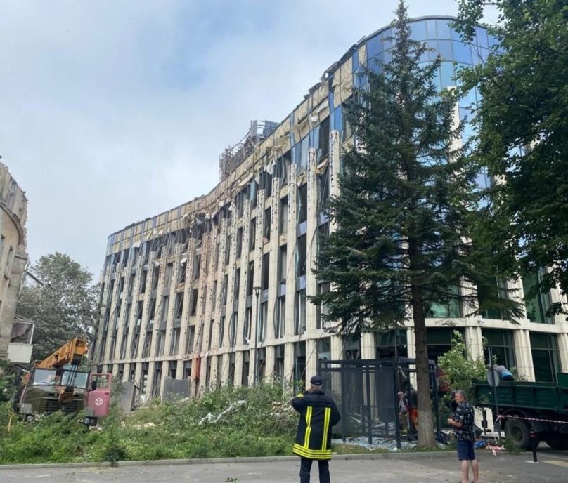 Пошкоджена будівля LvivTech.City