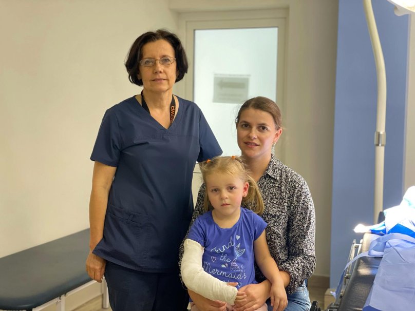 Ускладнення від ангіни зруйнувало дитині з Львівщини 4 см кістки – 03