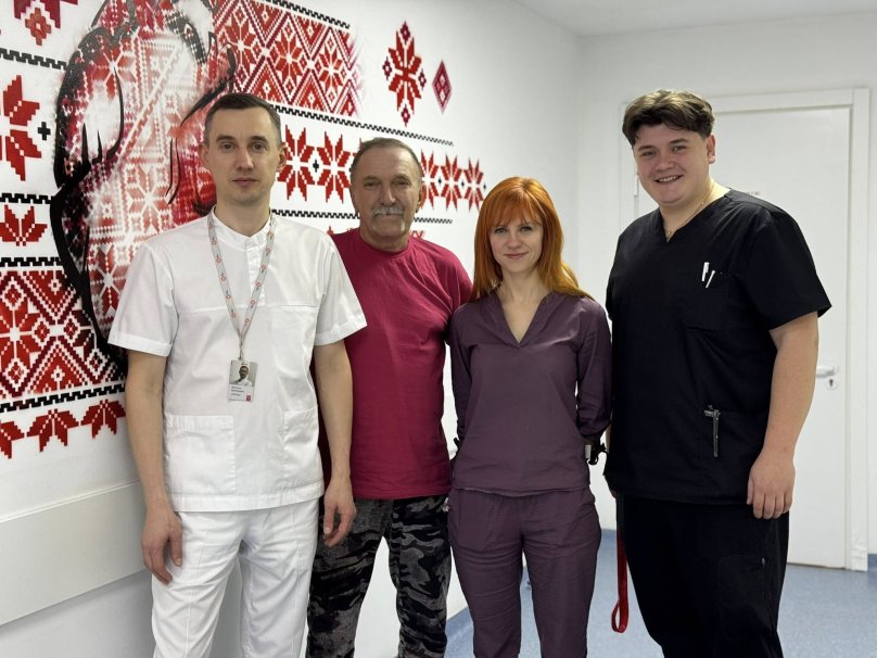 Михайло Неїжмак з медиками