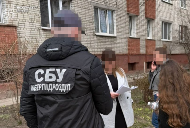 Двірник, водій та сантехнік: правоохоронці розповіли деталі фіктивного бронювання у Львові – 02